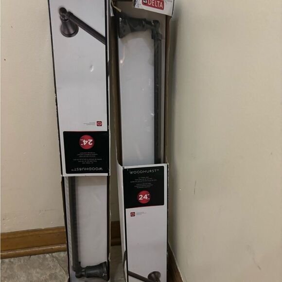 2 pack Delta 73224 Woodhurst 24" Towel Bar - Matte Brown - Picture 4 of 5